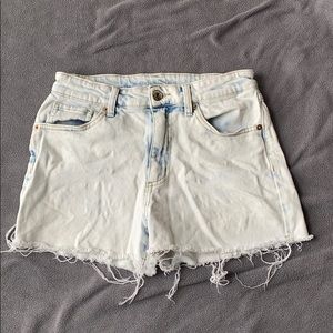 Women’s jean shorts